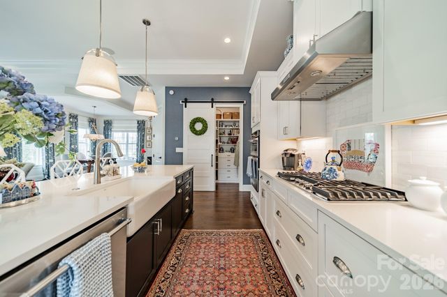 14021 Little Spring Court, Charlotte, NC 28278