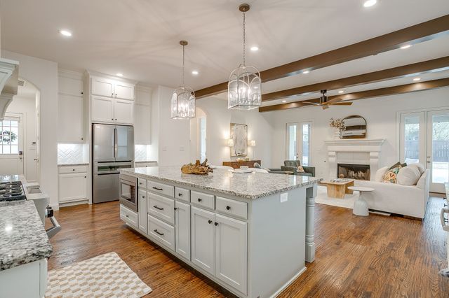 322 Creekview Terrace, Aledo, TX 76008