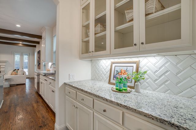 322 Creekview Terrace, Aledo, TX 76008