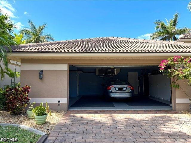 15100 Whimbrel CT, Fort Myers, FL 33908