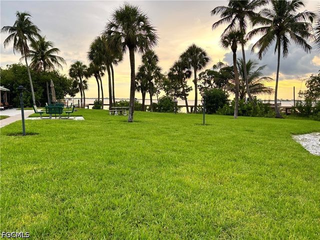 15100 Whimbrel CT, Fort Myers, FL 33908