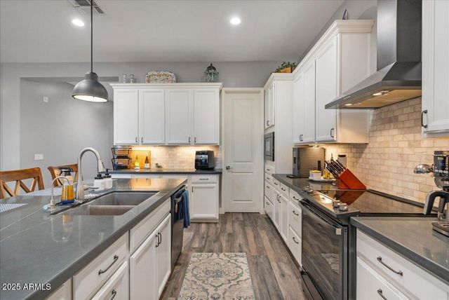 934 N 104TH Street, Mesa, AZ 85207