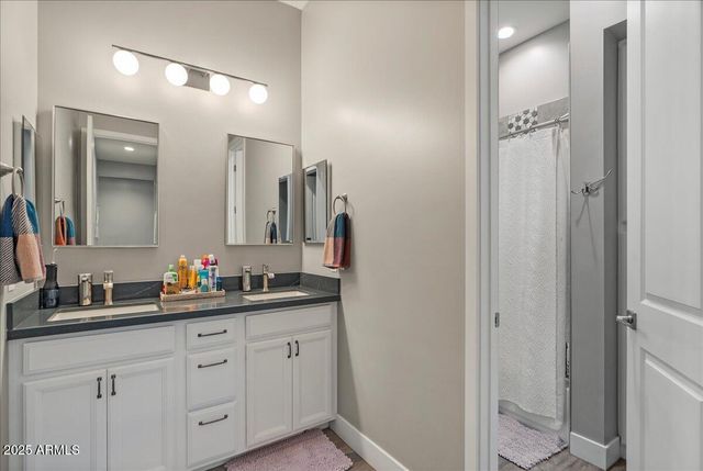 934 N 104TH Street, Mesa, AZ 85207