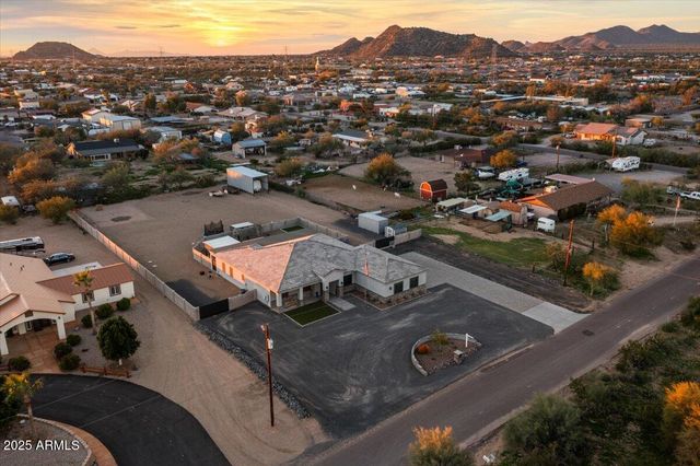 934 N 104TH Street, Mesa, AZ 85207