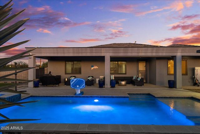 934 N 104TH Street, Mesa, AZ 85207