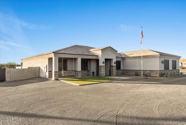 934 N 104TH Street, Mesa, AZ 85207