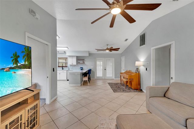 1811 BUTCH CASSIDY TRAIL, Wimauma, FL 33598