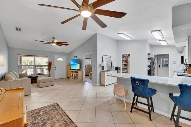 1811 BUTCH CASSIDY TRAIL, Wimauma, FL 33598