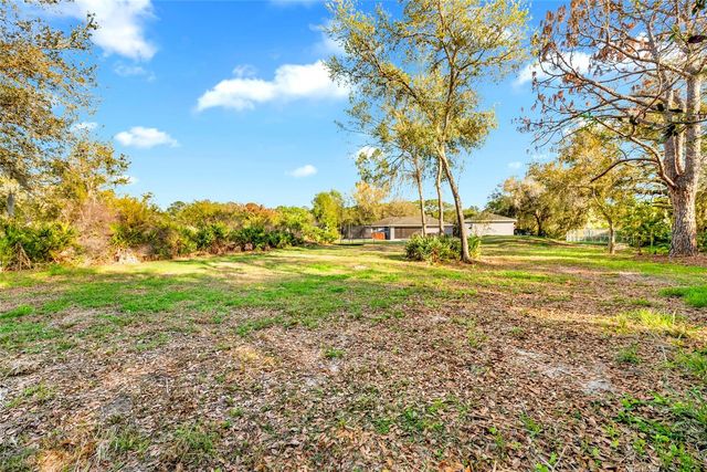 1811 BUTCH CASSIDY TRAIL, Wimauma, FL 33598