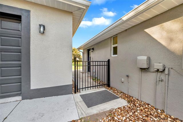 1811 BUTCH CASSIDY TRAIL, Wimauma, FL 33598