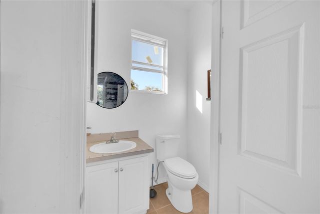 1811 BUTCH CASSIDY TRAIL, Wimauma, FL 33598