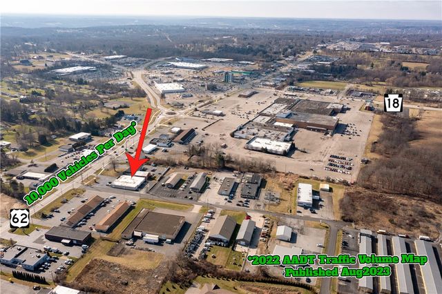 3697 East State St, Hermitage, PA 16148