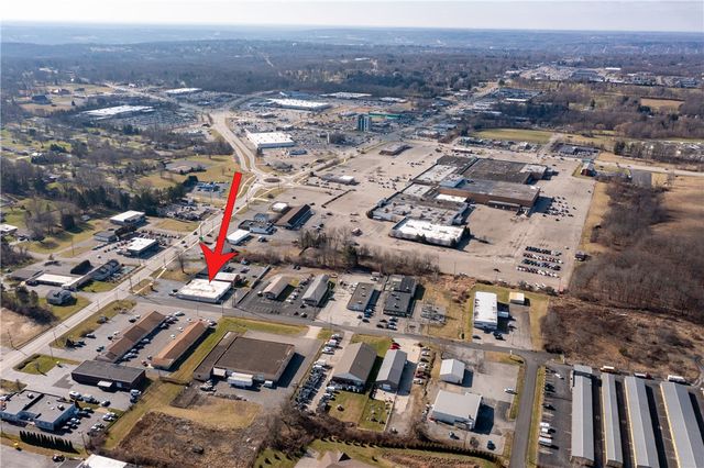 3697 East State St, Hermitage, PA 16148