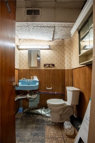 3697 East State St, Hermitage, PA 16148