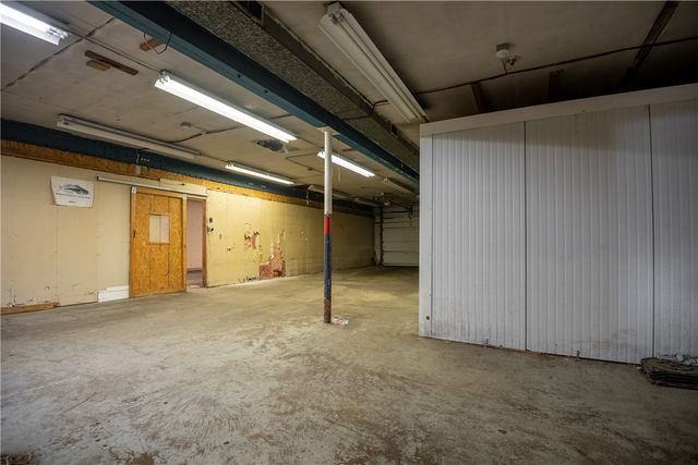 3697 East State St, Hermitage, PA 16148