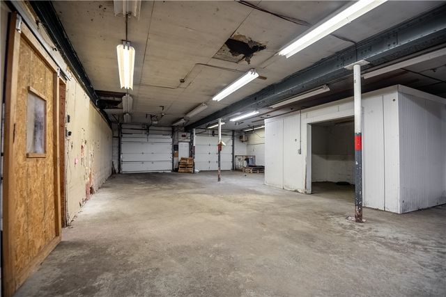 3697 East State St, Hermitage, PA 16148