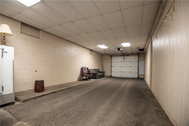 3697 East State St, Hermitage, PA 16148