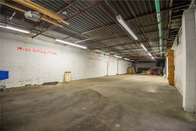 3697 East State St, Hermitage, PA 16148