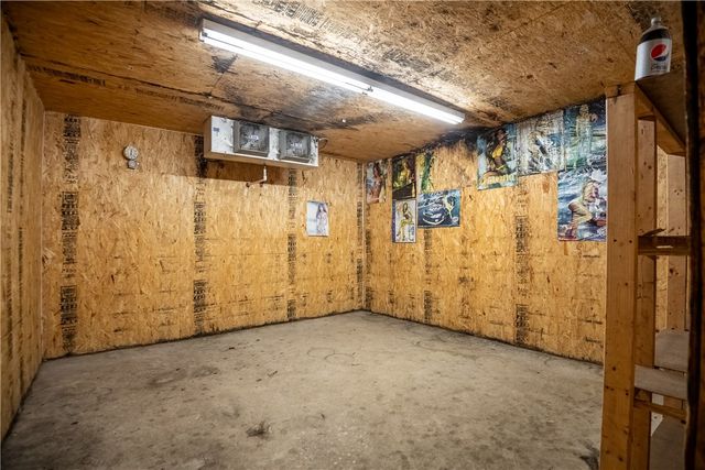 3697 East State St, Hermitage, PA 16148