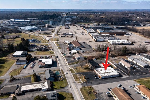 3697 East State St, Hermitage, PA 16148