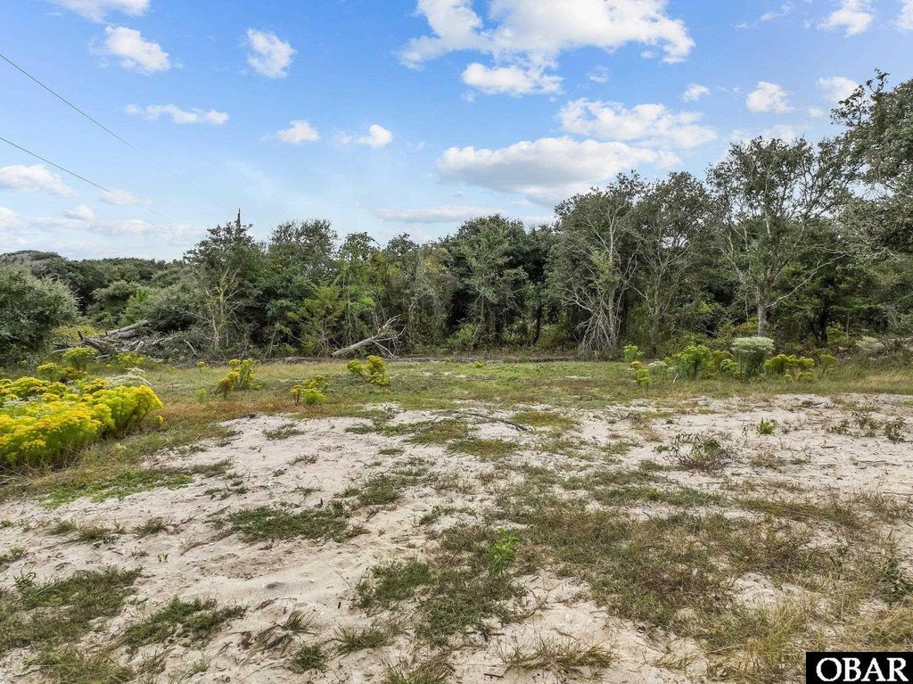 Image 6 of property listing at 2126 Sandpiper Road Lot 209, Corolla, NC 27927