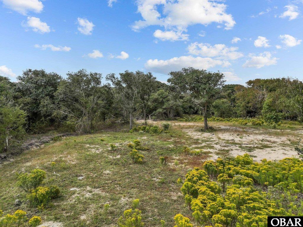 Image 7 of property listing at 2126 Sandpiper Road Lot 209, Corolla, NC 27927
