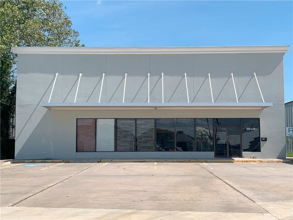 904 HWY 35 S, Rockport, TX 78382 — exterior