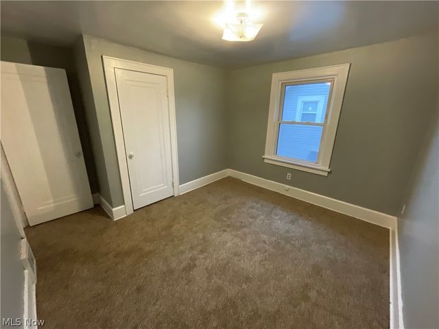 866 S Hawkins Avenue, Akron, OH 44320