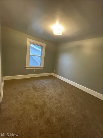 866 S Hawkins Avenue, Akron, OH 44320
