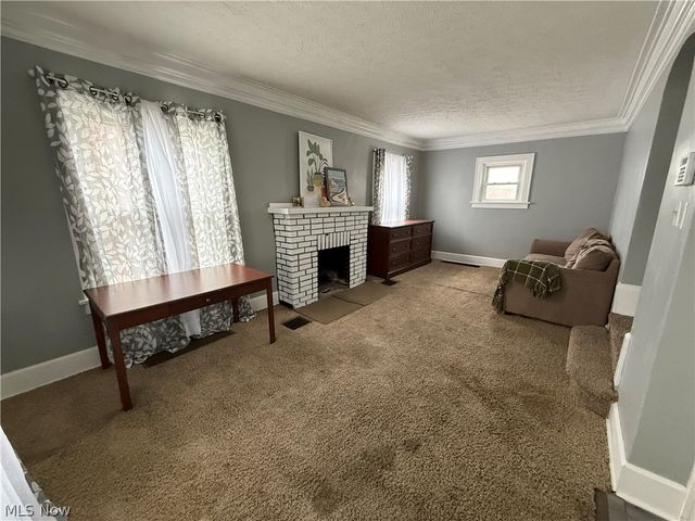 866 S Hawkins Avenue, Akron, OH 44320