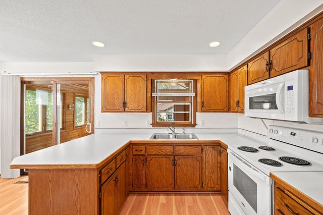 5391 Cottage Avenue, White Bear Twp, MN 55110