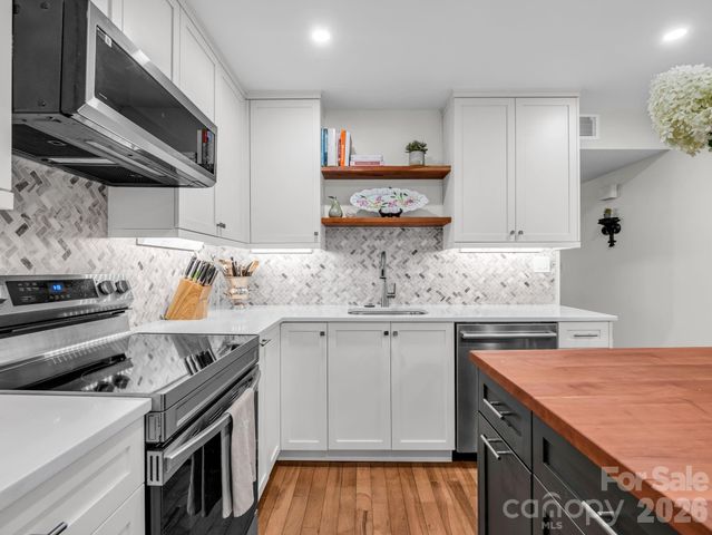 103 Shadowbrook Drive, Asheville, NC 28805