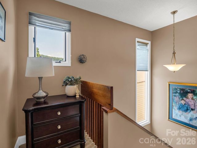 103 Shadowbrook Drive, Asheville, NC 28805