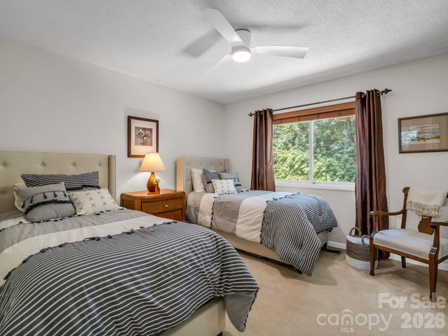 103 Shadowbrook Drive, Asheville, NC 28805