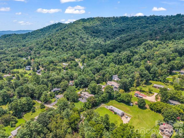 103 Shadowbrook Drive, Asheville, NC 28805