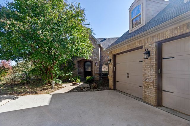 396 Ranchview Court, Bowie, TX 76230