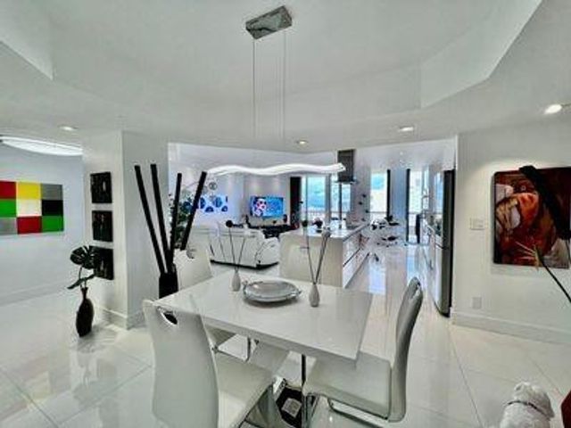 20191 E Country Club Drive Ph5, Aventura, FL 33180