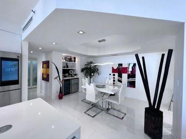 20191 E Country Club Drive Ph5, Aventura, FL 33180