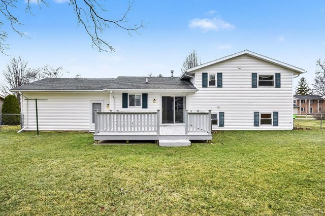 531 W Dawn Drive, Freeland, MI 48623