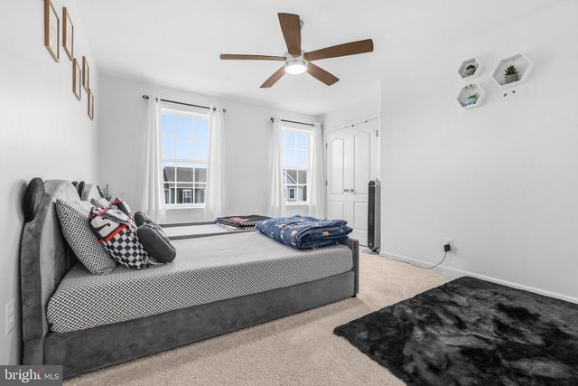 191 NEWBURY ST, Charles Town, WV 25414