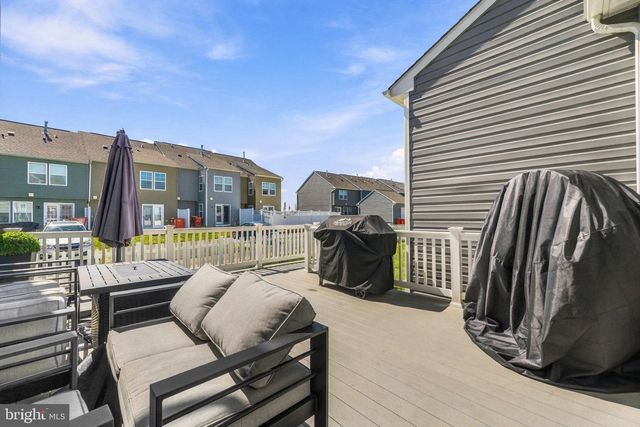 191 NEWBURY ST, Charles Town, WV 25414