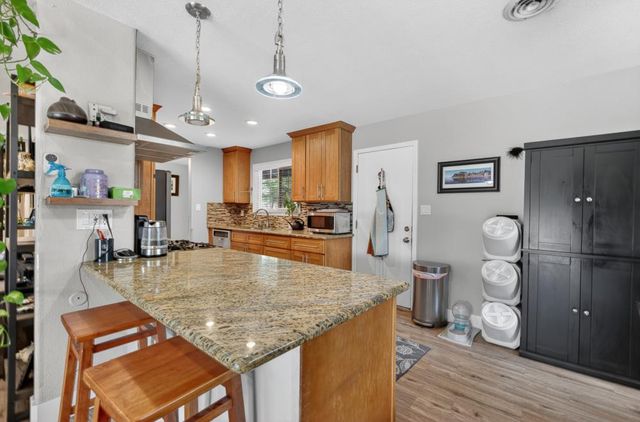 8882 Evening Star Ct, Orangevale, CA 95662