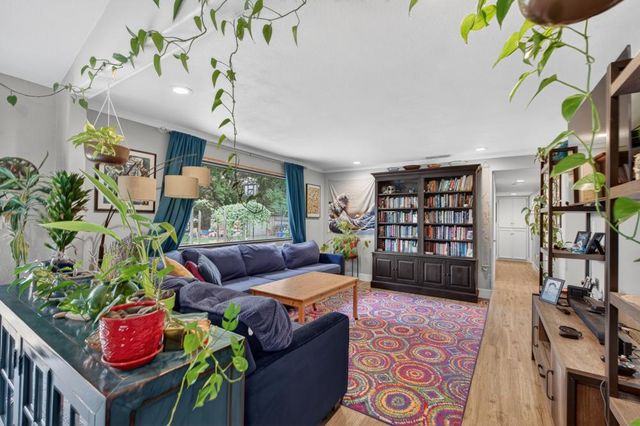 8882 Evening Star Ct, Orangevale, CA 95662