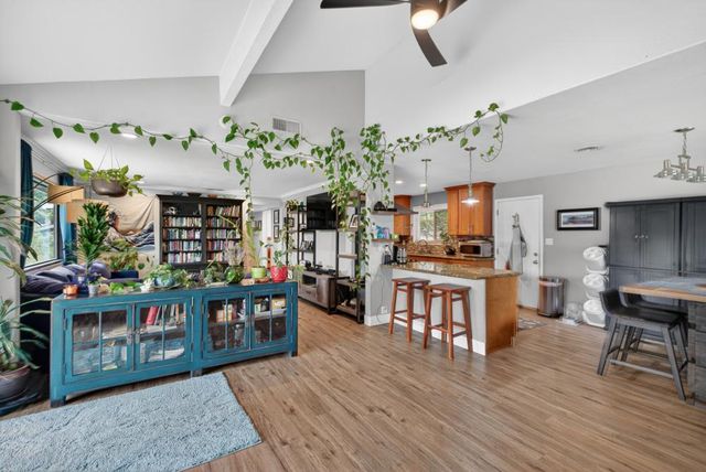 8882 Evening Star Ct, Orangevale, CA 95662