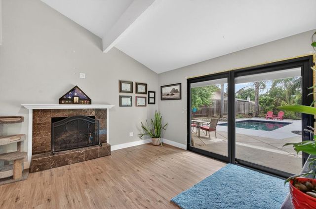 8882 Evening Star Ct, Orangevale, CA 95662