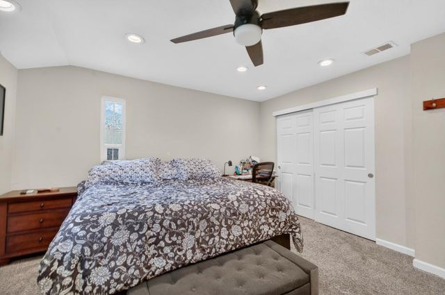 8882 Evening Star Ct, Orangevale, CA 95662