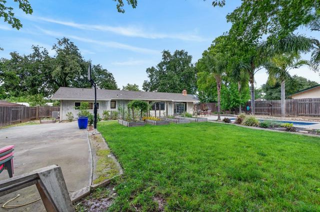 8882 Evening Star Ct, Orangevale, CA 95662