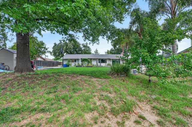 8882 Evening Star Ct, Orangevale, CA 95662