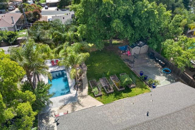 8882 Evening Star Ct, Orangevale, CA 95662