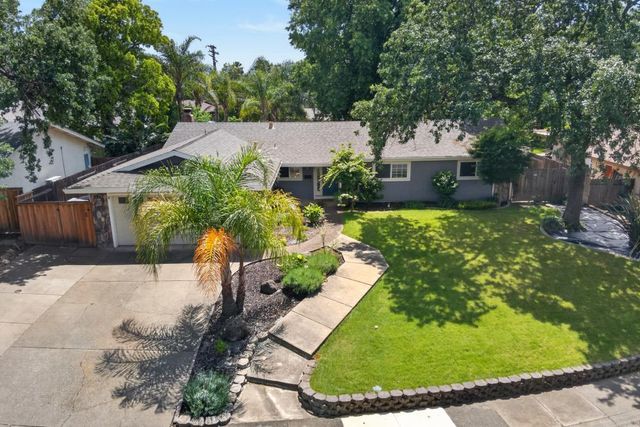 8882 Evening Star Ct, Orangevale, CA 95662